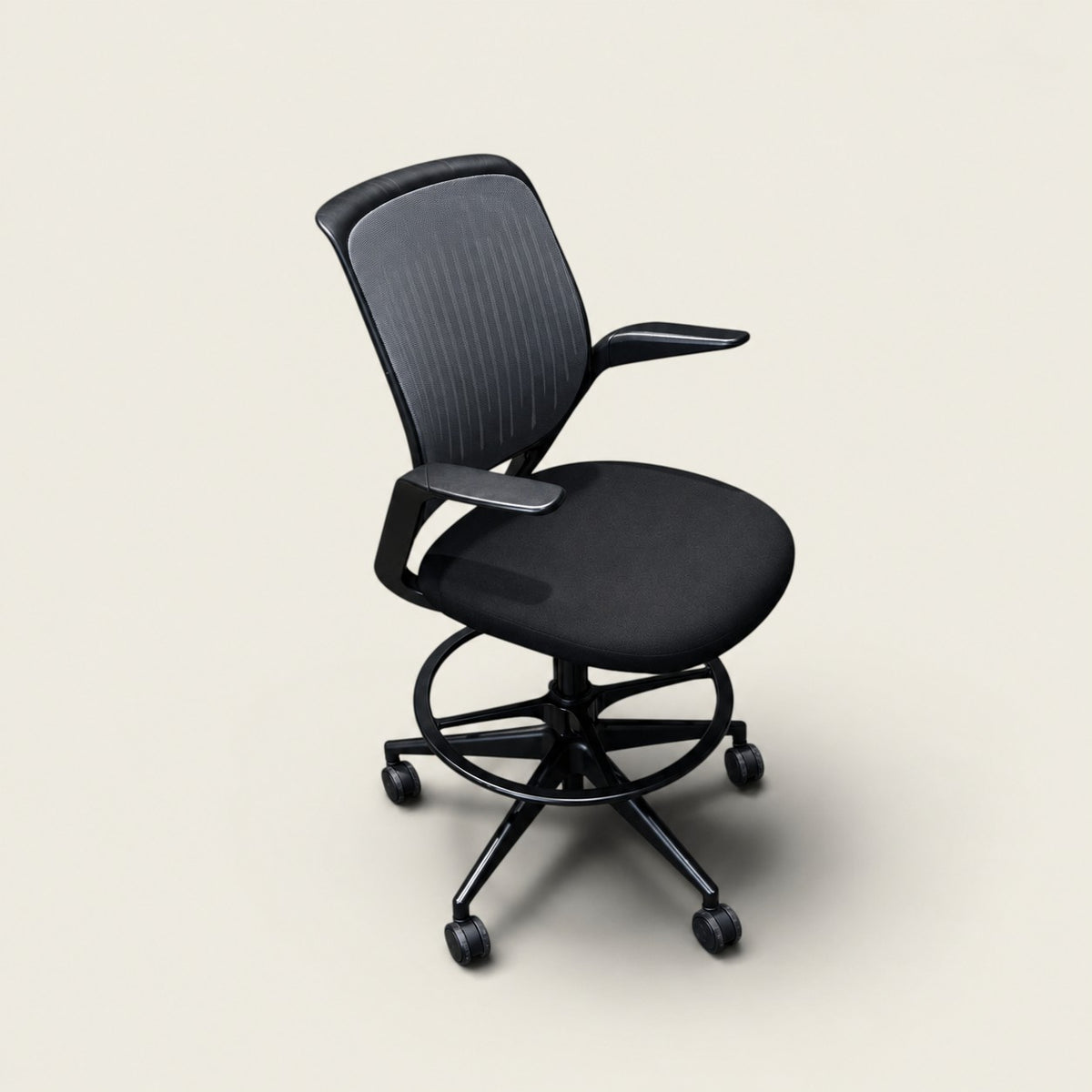 <tc>Steelcase</tc>Cobi tekenstoel in zwart - gerenoveerd