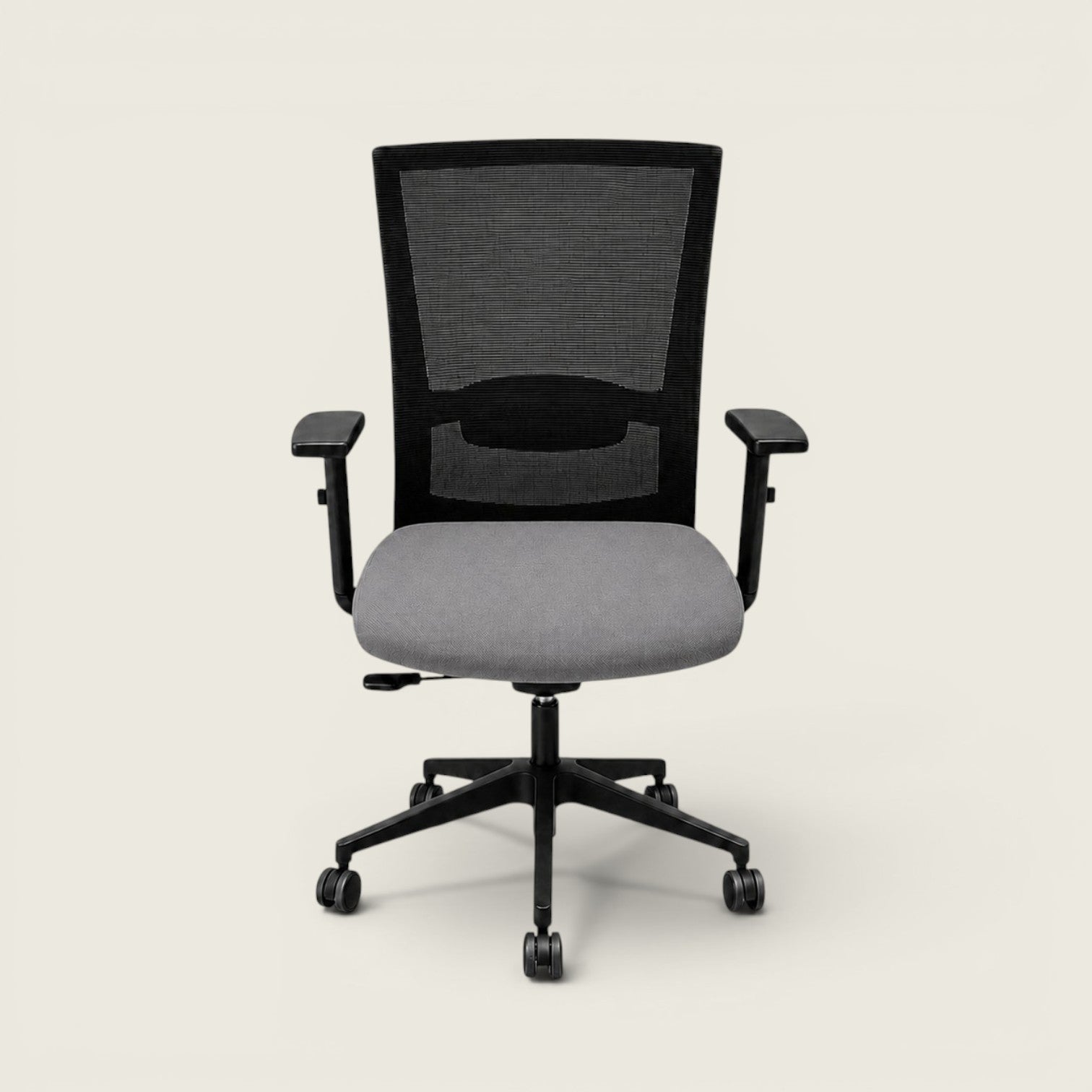 Saxen: Mesh Back Task Chair in Grey Fabric - Refurbished