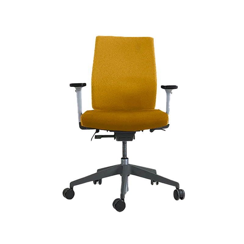 Senator: Free Flex Task Chair in gele stof met armleuningen - Gerenoveerd