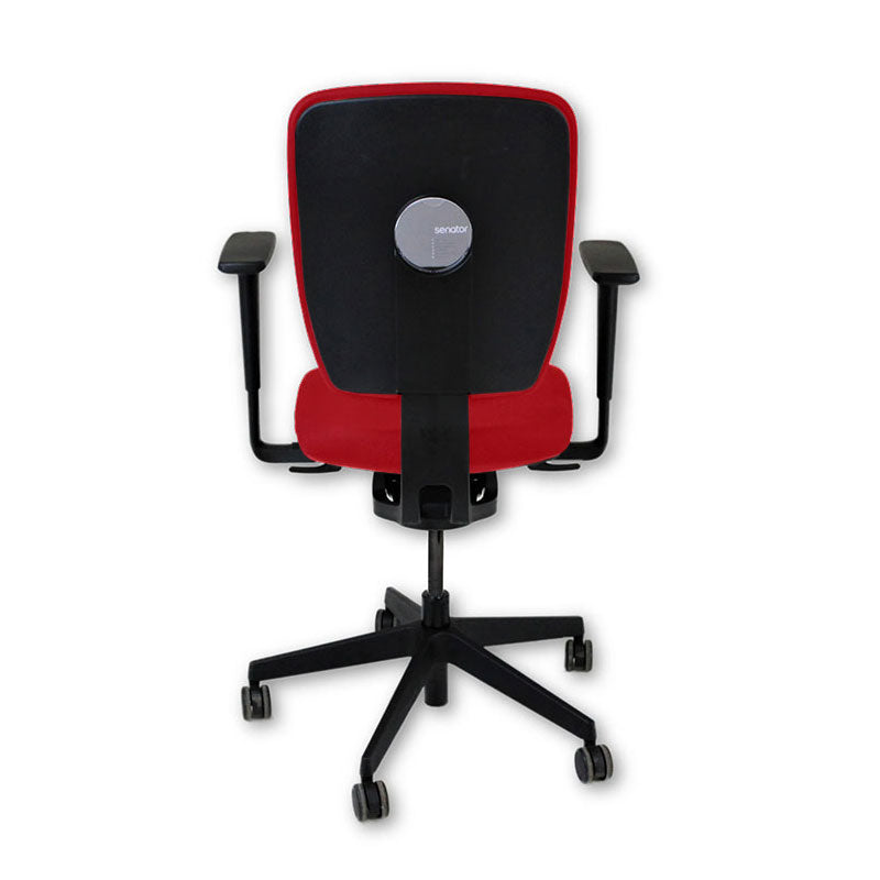 Senator: Dash volledig verstelbare bureaustoel in rode stof - gerenoveerd