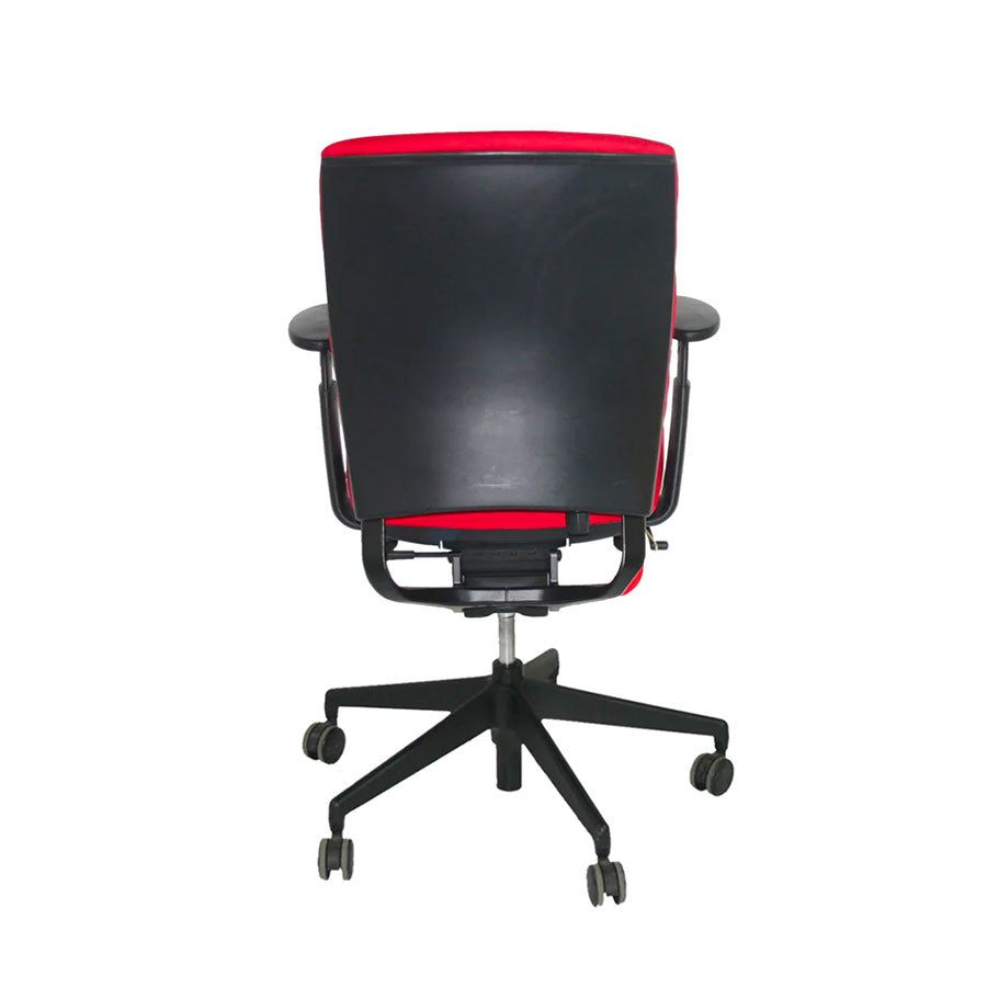 Senator: Enigma S21 bureaustoel met zwart frame in rode stof - gerenoveerd