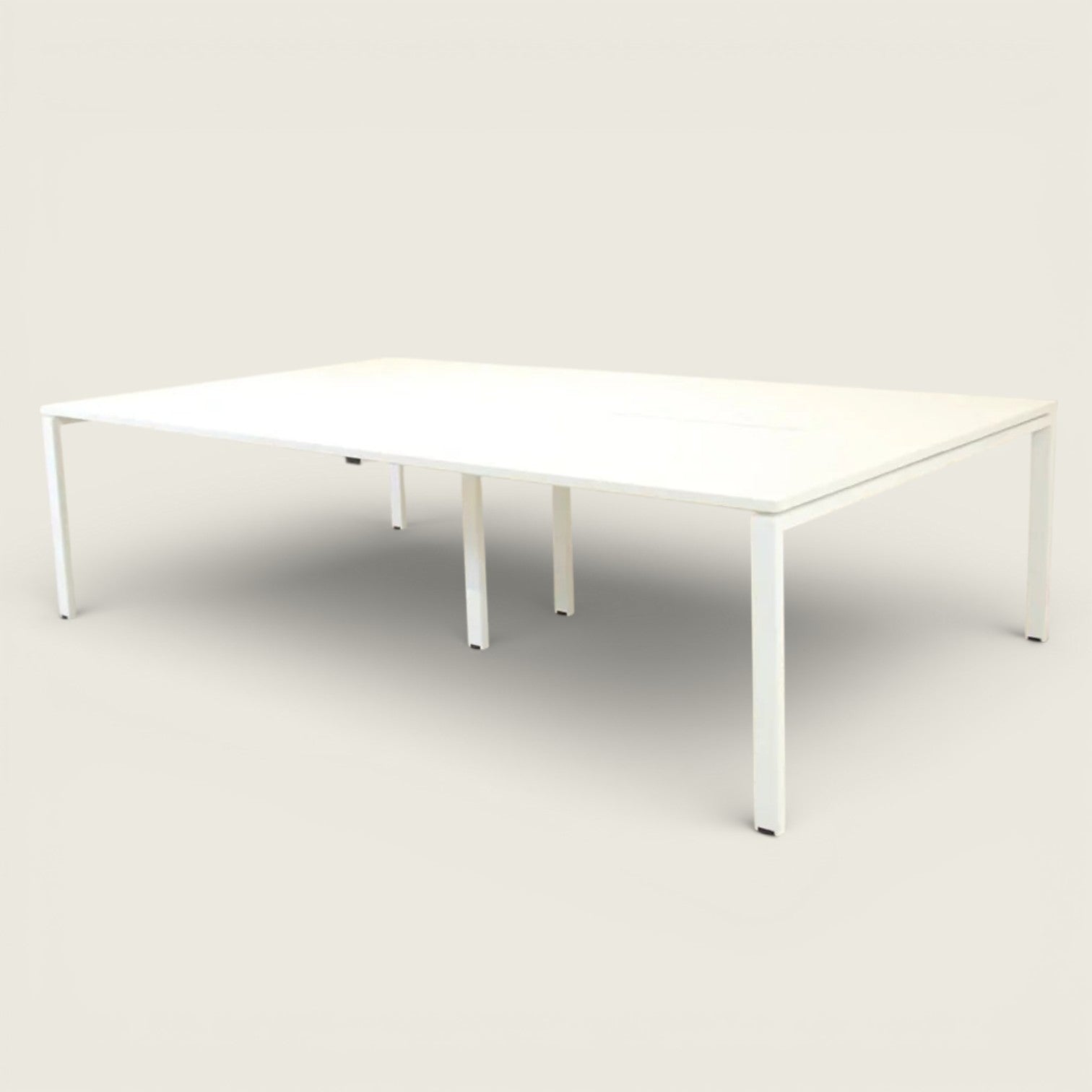 <tc>Senator</tc>: Bankbureau voor 4 personen (rug aan rug) - Gerenoveerd