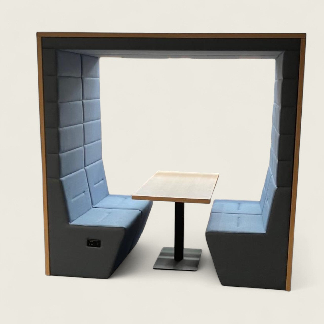 Spacestor: stand in blauw - gerenoveerd