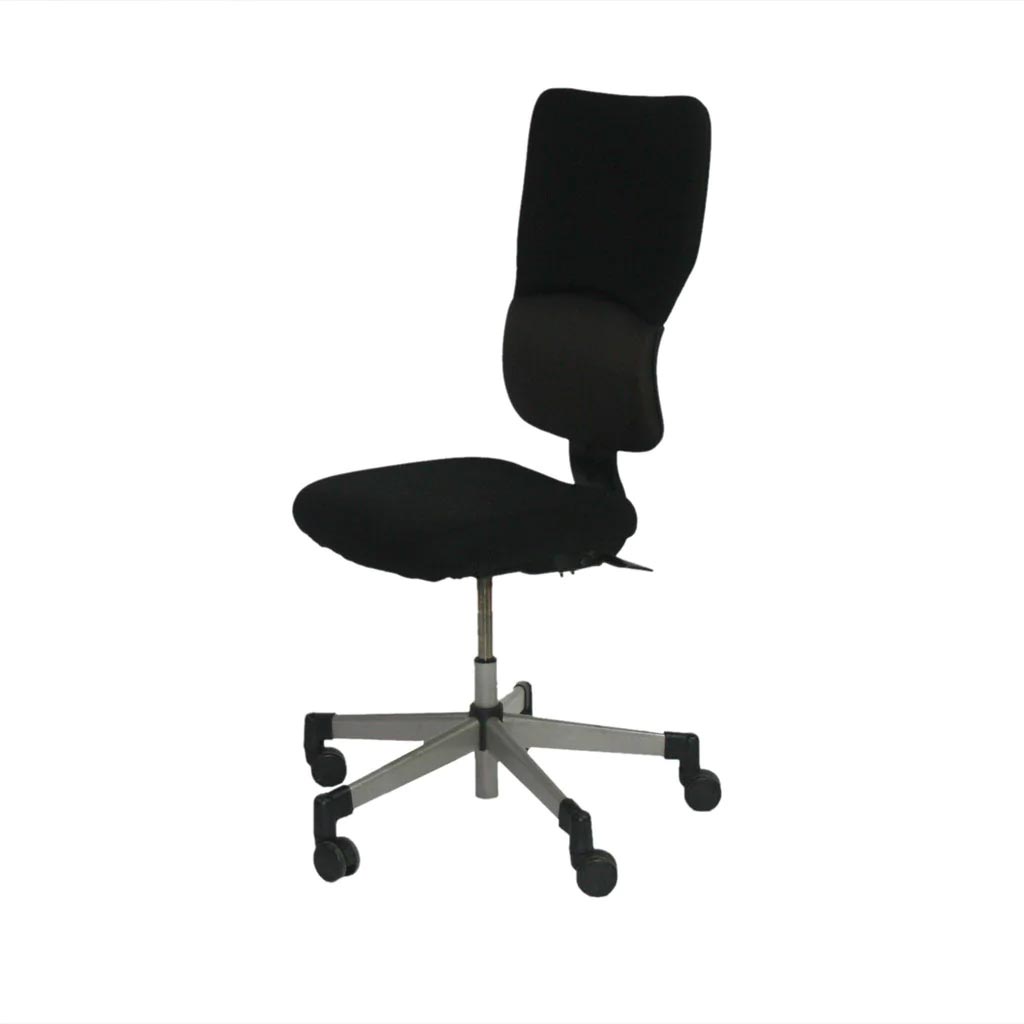 Steelcase: Lets B - Hi-Back Task Chair in Black Fabric without Arms - Refurbished