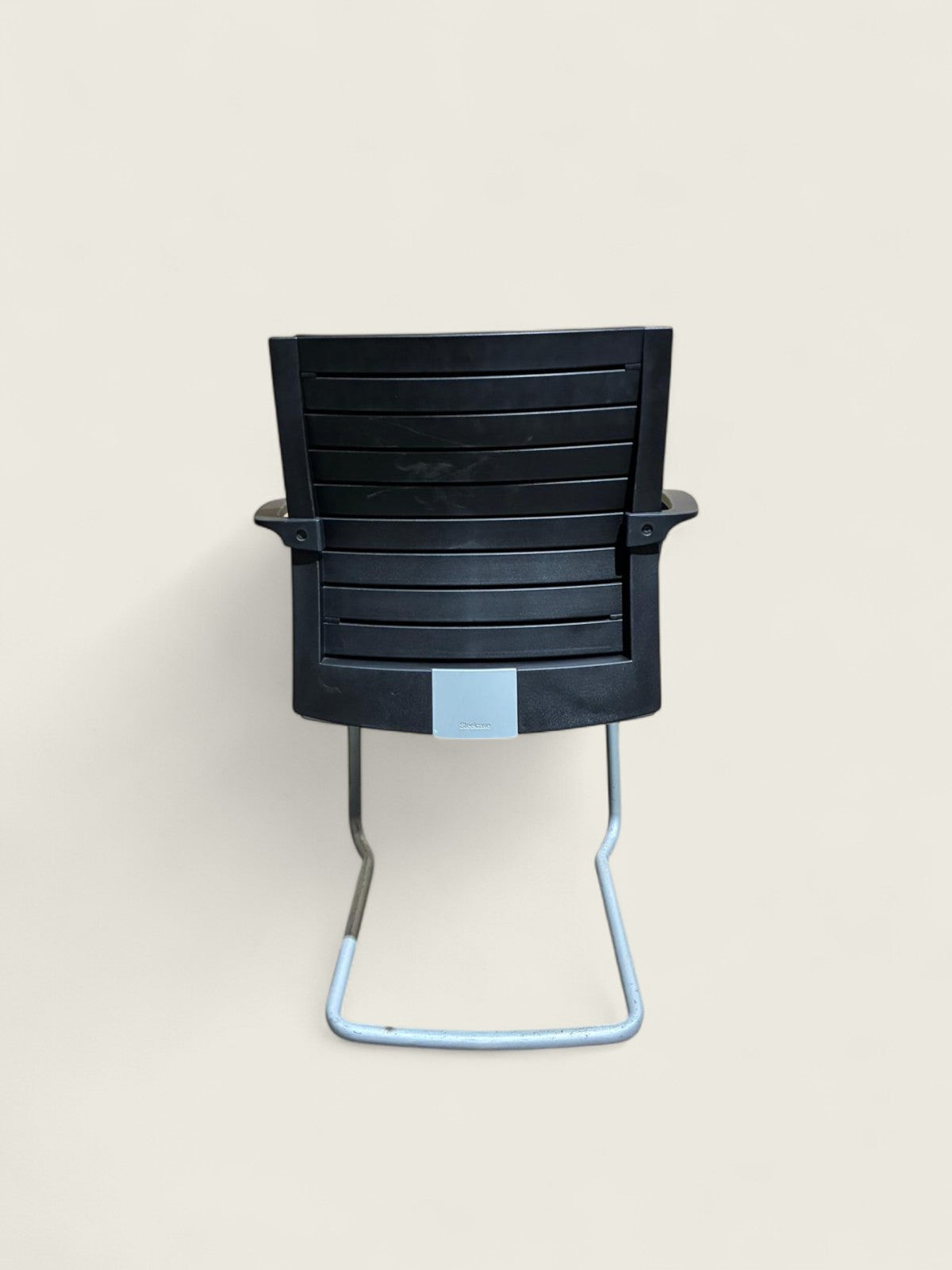 <tc>Steelcase</tc>: Bezoekersstoel met armleuningen - Gereviseerd