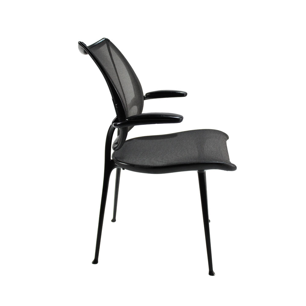 <tc>Humanscale</tc>: <tc>Liberty</tc> Bijzetstoel met aluminium frame - gerenoveerd