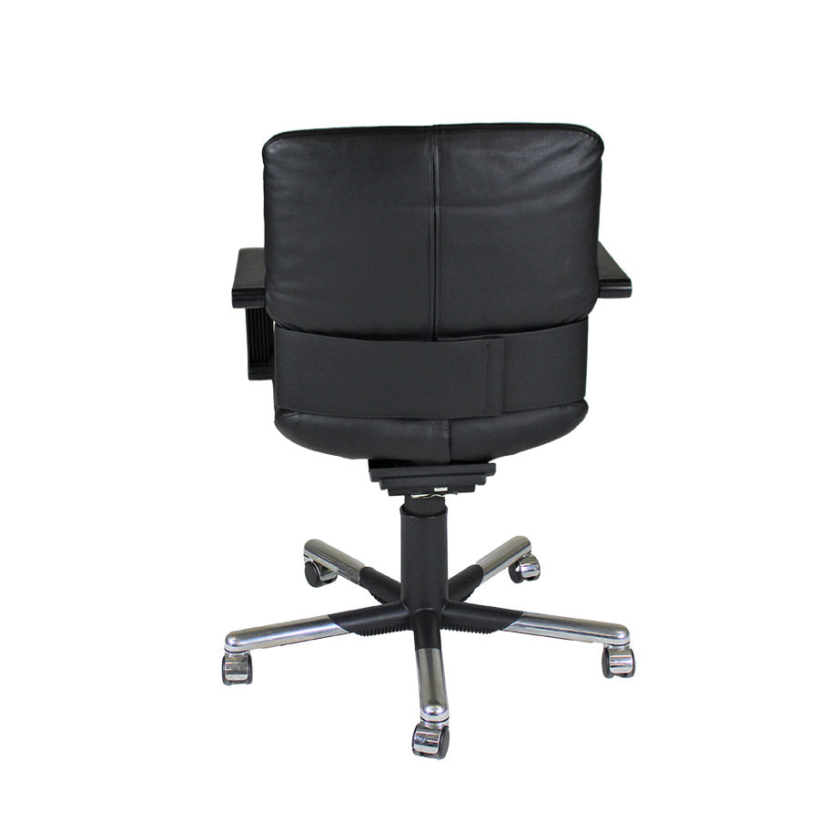 Vitra: Imago Bellini Executive Swivel Chair in Black Leather - Refurbished