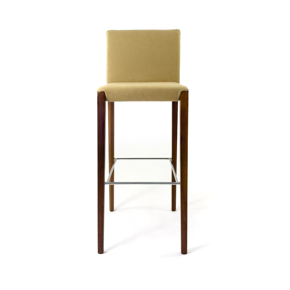 <tc>Walter Knoll</tc>: Andoo barkruk in bruine stof - opgeknapt