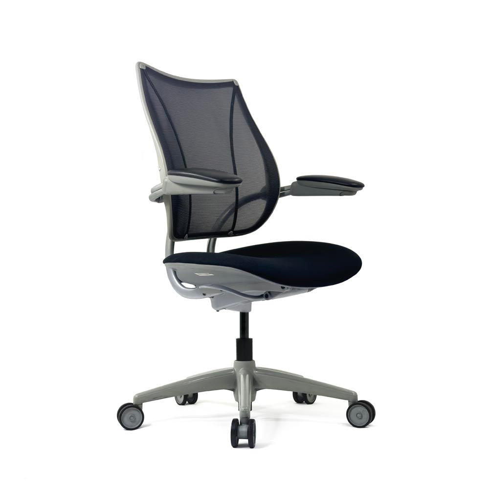 <tc>Humanscale</tc>: <tc>Liberty</tc> Bureaustoel in zwarte stof - Gereviseerd