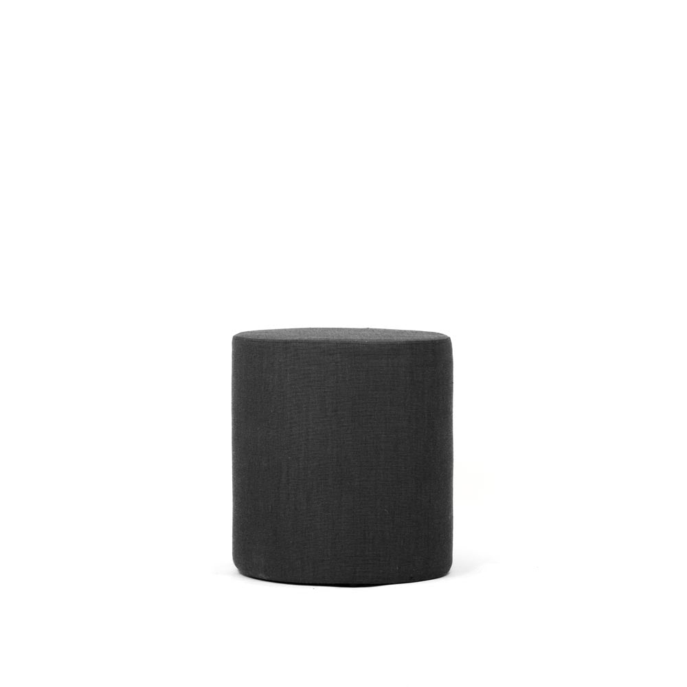 <tc>Connection</tc>: Bend Pouf/Pod Kruk in Zwarte Stof - Gereviseerd