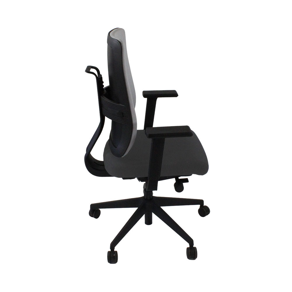 Viasit: Toleo Move gestoffeerde bureaustoel met rugleuning in grijze stof - gerenoveerd